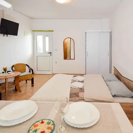 In Pula/istrien 10950 Apartment
