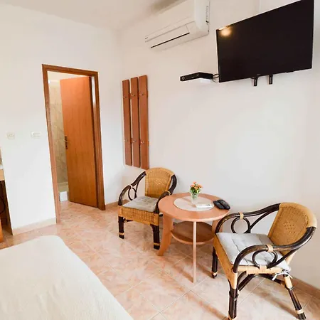 Apartment In Pula/istrien 10950 Veruda