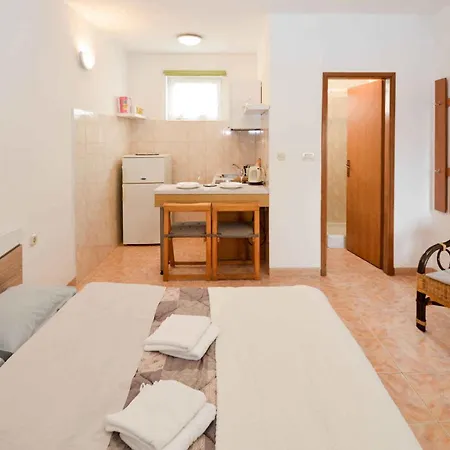 In Pula/istrien 10950 Apartment Veruda